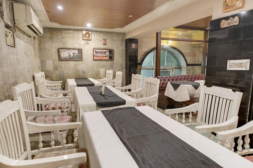 Metropolis Tourist Home Main image